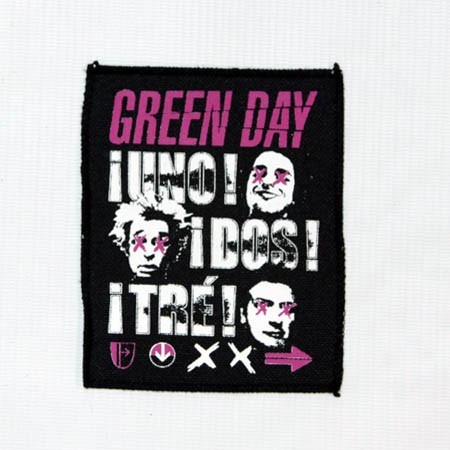 Декор нашивка  Green Day - Uno! Dos! Tre!(90X110)