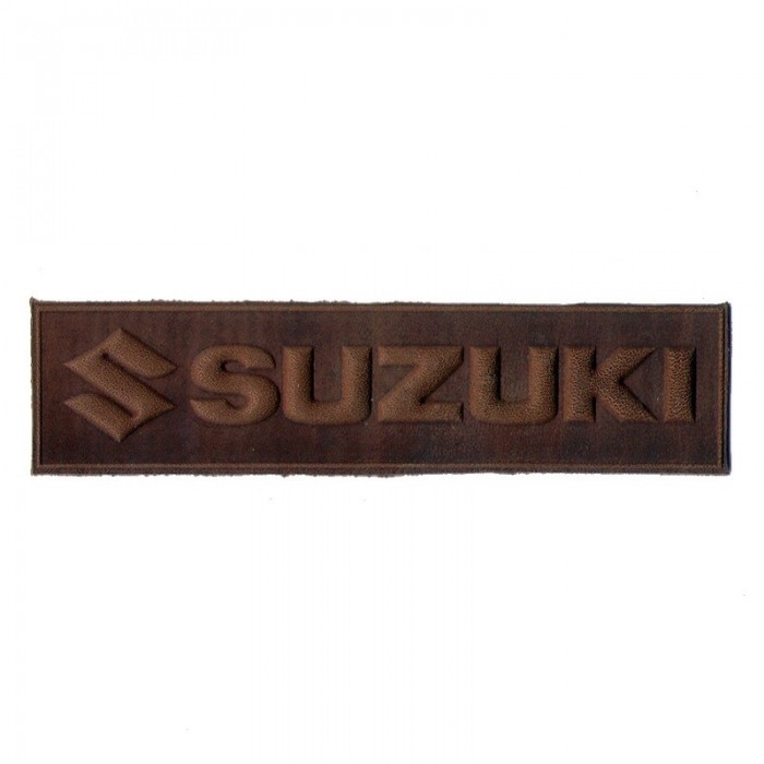 Декор нашивка Suzuki (коричневая)