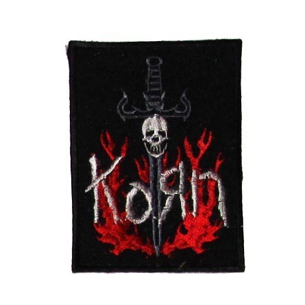Декор нашивка  Korn (череп с мечем)